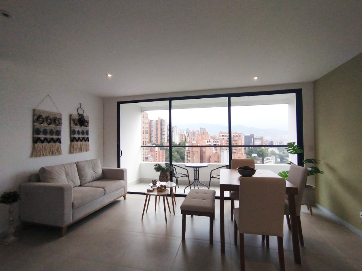 Apartamento en arriendo en Castropol, Medellín · foto 3 de 18