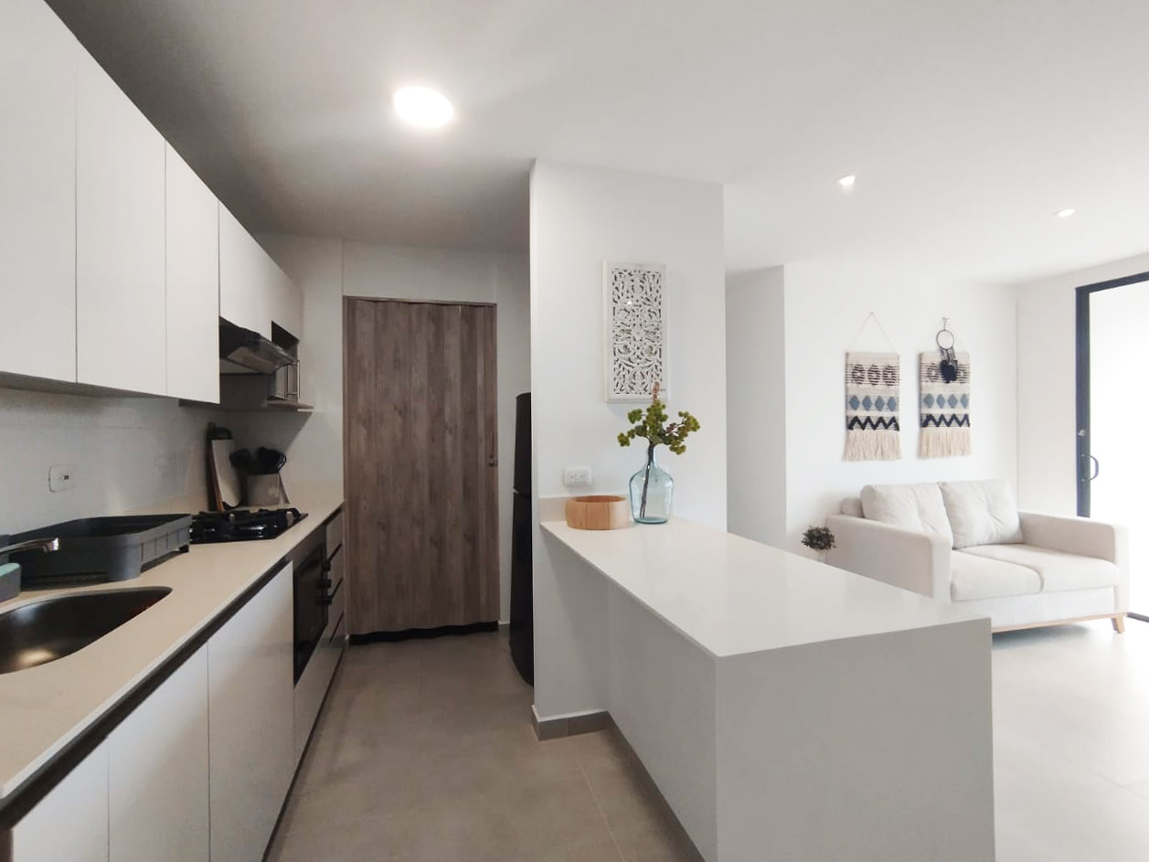 Apartamento en arriendo en Castropol, Medellín · foto 6 de 18