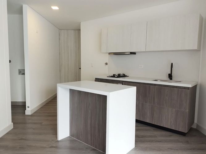 Apartamento de 1 alcoba en arriendo en Transversal Superior, Medellín, 52 m² · foto 8 de 13