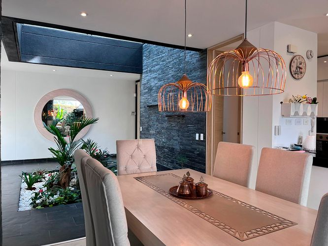 Casa de 3 alcobas en venta en Loma El Atravesado, Envigado, 400 m² · foto 6 de 20