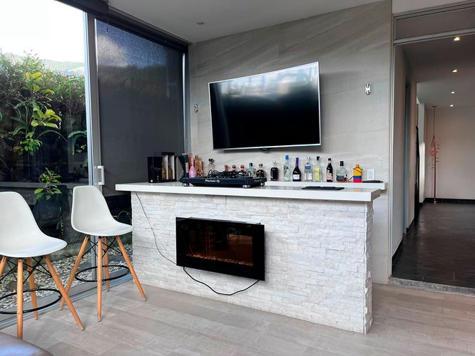 Casa de 3 alcobas en venta en Loma El Atravesado, Envigado, 400 m² · foto 8 de 20