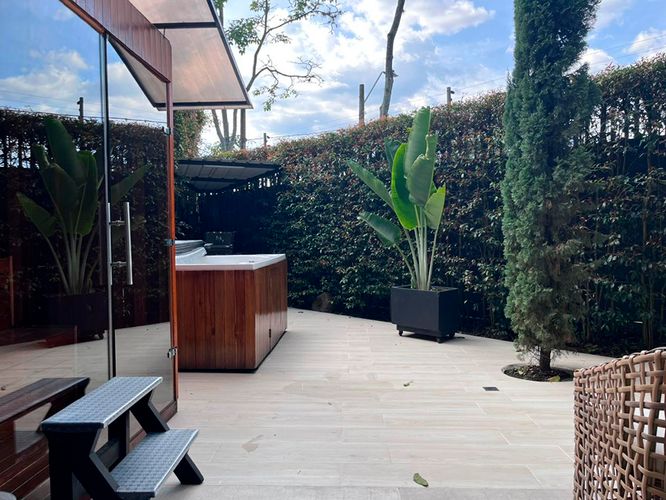 Casa de 3 alcobas en venta en Loma El Atravesado, Envigado, 400 m² · foto 19 de 20