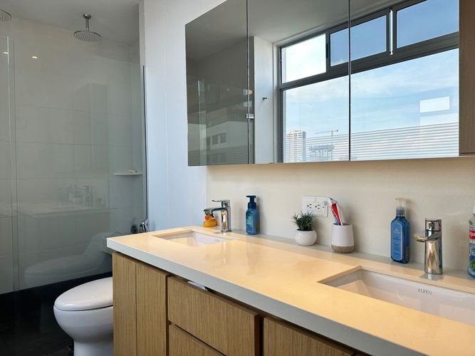 Apartamento de 3 alcobas en arriendo en El Poblado, Medellín, 157 m² · foto 14 de 17