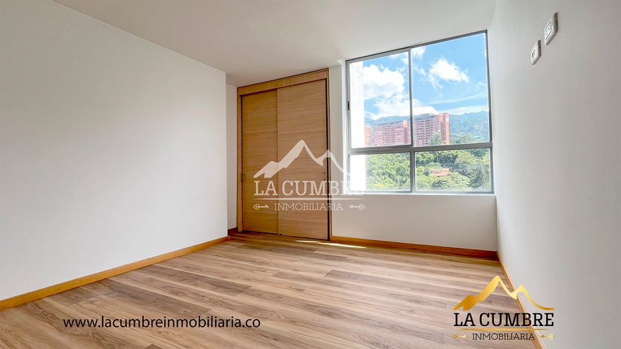 Apartamento de 3 alcobas en arriendo en Loma De Las Brujas, Envigado, 130 m² · foto 10 de 13