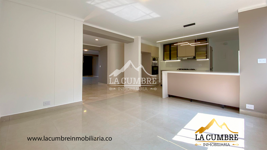 Apartamento de 3 alcobas en arriendo en Los Balsos, Medellín, 278 m² · foto 4 de 19