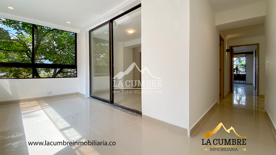 Apartamento de 3 alcobas en arriendo en Los Balsos, Medellín, 278 m² · foto 7 de 19