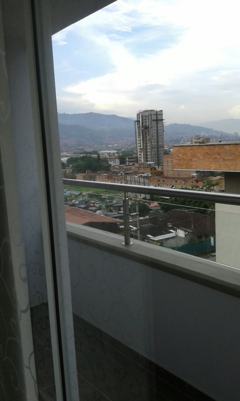 Apartamento en venta en El Carmelo Ii, Sabaneta · foto 7 de 24
