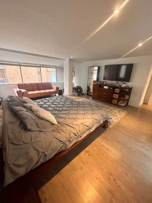 Apartamento de 3 alcobas en venta en Chicó Navarra, Bogotá, 214 m² · foto 14 de 16