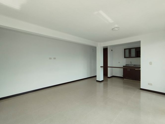Apartamento de 3 alcobas en arriendo en El Poblado, Medellín, 84 m² · foto 7 de 17