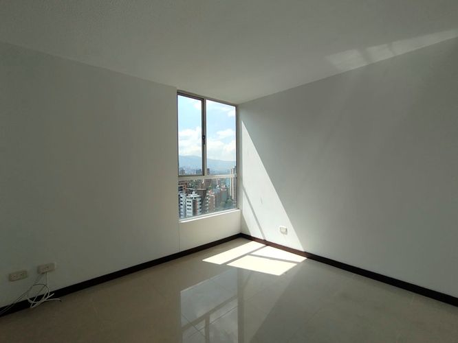 Apartamento de 3 alcobas en arriendo en El Poblado, Medellín, 84 m² · foto 9 de 17