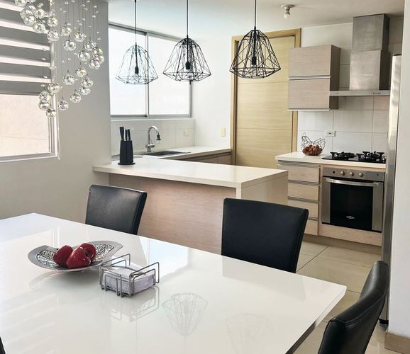 Apartamento de 3 alcobas en arriendo en Santa Maria De Los Angeles, Medellín, 136 m² · foto 7 de 16
