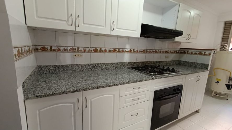Apartamento de 3 alcobas en venta en Castropol, Medellín, 120 m² · foto 6 de 24