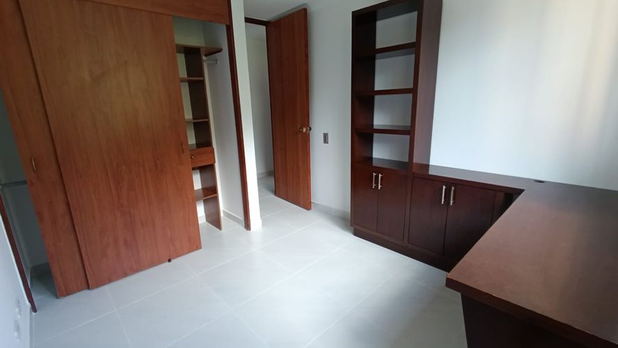 Apartamento de 3 alcobas en venta en Castropol, Medellín, 120 m² · foto 9 de 24