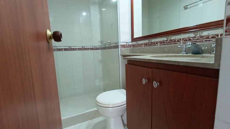 Apartamento de 3 alcobas en venta en Castropol, Medellín, 120 m² · foto 13 de 24