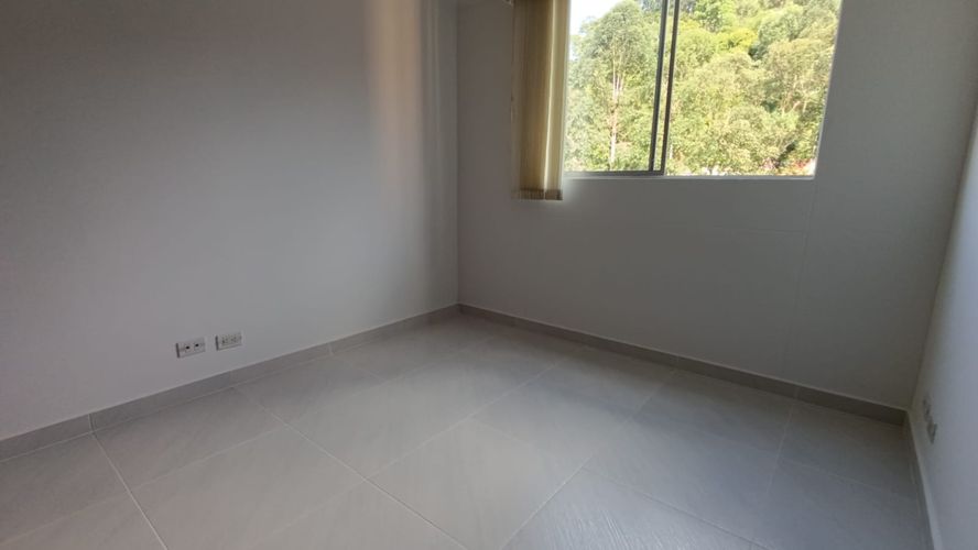 Apartamento de 3 alcobas en venta en Castropol, Medellín, 120 m² · foto 14 de 24