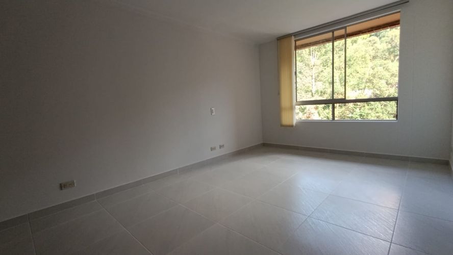 Apartamento de 3 alcobas en venta en Castropol, Medellín, 120 m² · foto 15 de 24