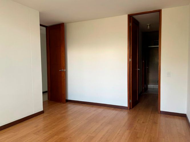 Apartamento de 3 alcobas en arriendo en Cumbres, Envigado, 80 m² · foto 11 de 19