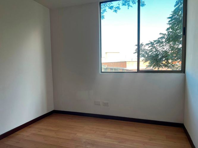 Apartamento de 3 alcobas en arriendo en Cumbres, Envigado, 80 m² · foto 14 de 19