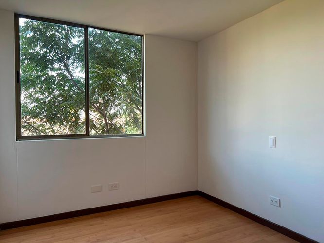 Apartamento de 3 alcobas en arriendo en Cumbres, Envigado, 80 m² · foto 17 de 19