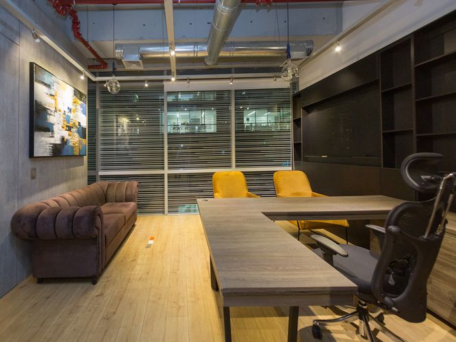 Oficina en arriendo en El Poblado, Medellín, 52 m² · foto 3 de 8