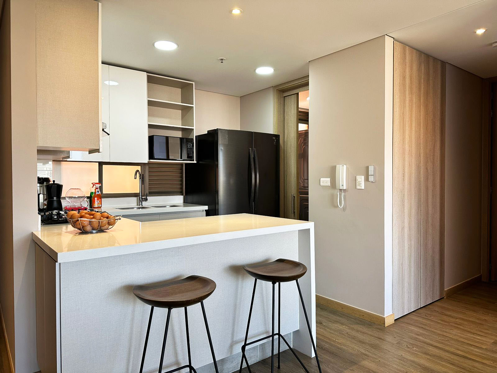 Apartamento en arriendo en Loma De Los Gonzalez, Medellín · foto 6 de 16