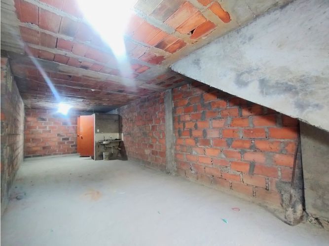 Local en arriendo en La Aldea, Itagüí, 50 m² · foto 3 de 7