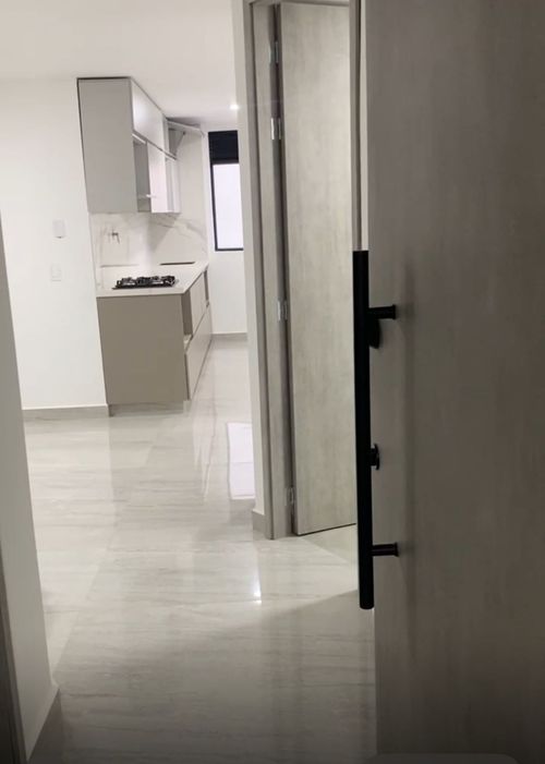 Apartamento de 2 alcobas en venta en Las Lomitas, Sabaneta, 74 m² · foto 5 de 24