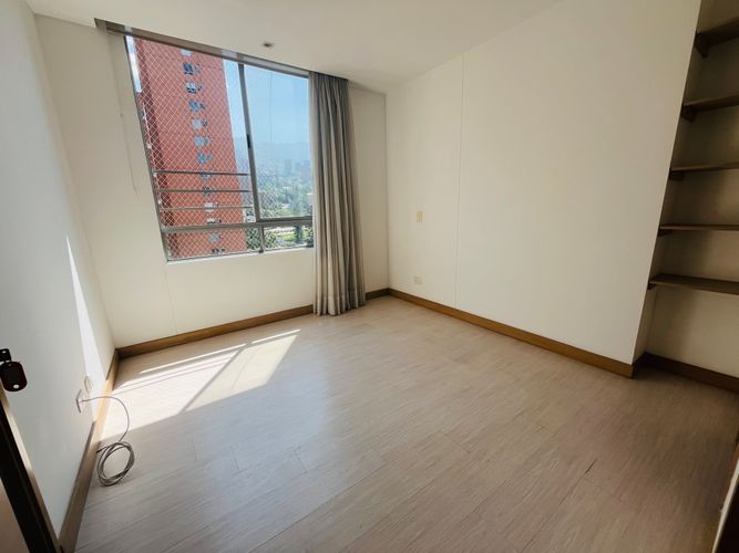 Apartamento de 3 alcobas en venta en El Poblado, Medellín, 157 m² · foto 17 de 20