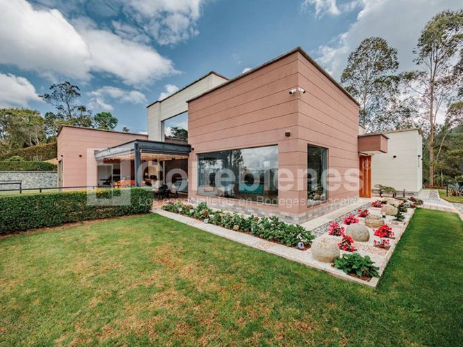 Casa de 5 alcobas en venta en Loma Del Escobero, Envigado, 700 m² · foto 7 de 22
