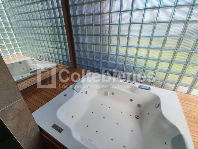 Casa de 5 alcobas en venta en Loma Del Escobero, Envigado, 700 m² · foto 20 de 22