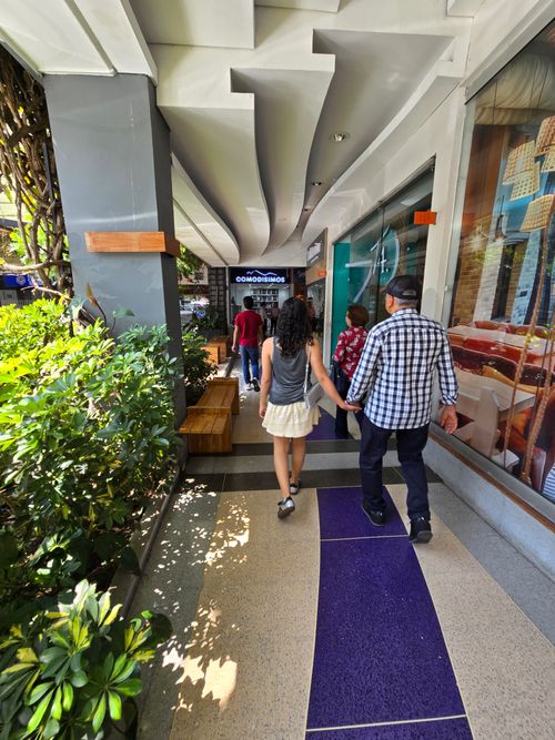 Local en venta en La Aguacatala, Medellín, 88 m² · foto 5 de 5