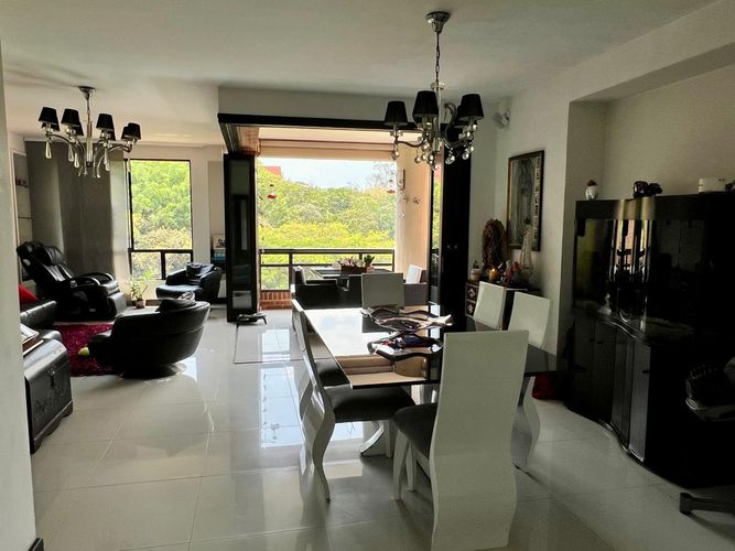 Apartamento de 3 alcobas en venta en Ciudad Jardin, Cali, 171 m² · foto 8 de 24