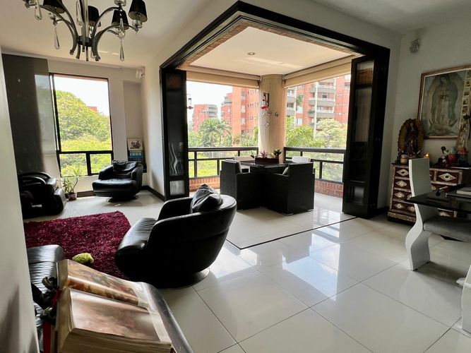 Apartamento de 3 alcobas en venta en Ciudad Jardin, Cali, 171 m² · foto 9 de 24
