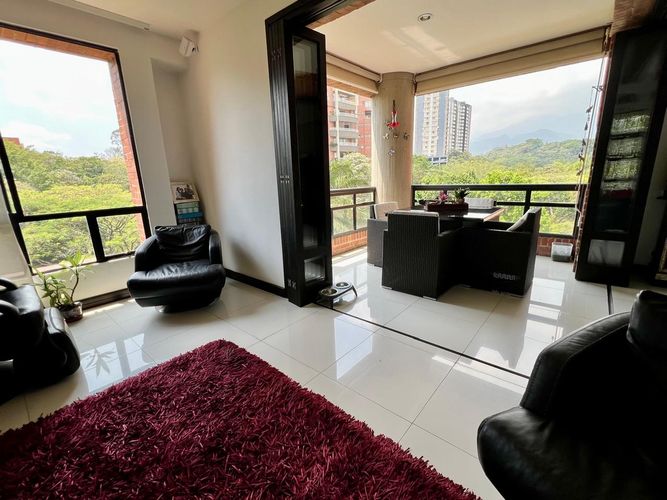 Apartamento de 3 alcobas en venta en Ciudad Jardin, Cali, 171 m² · foto 10 de 24