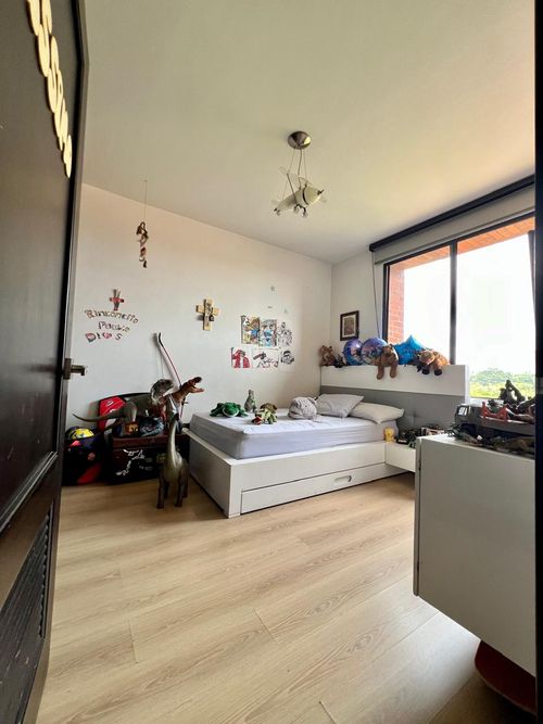 Apartamento de 3 alcobas en venta en Ciudad Jardin, Cali, 171 m² · foto 17 de 24