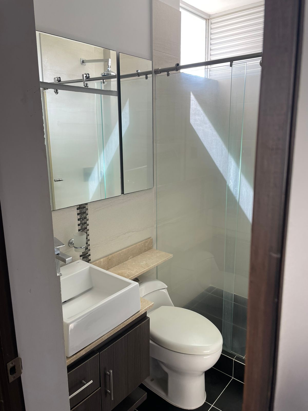 Apartamento en venta en Pinares, Pereira · foto 7 de 19