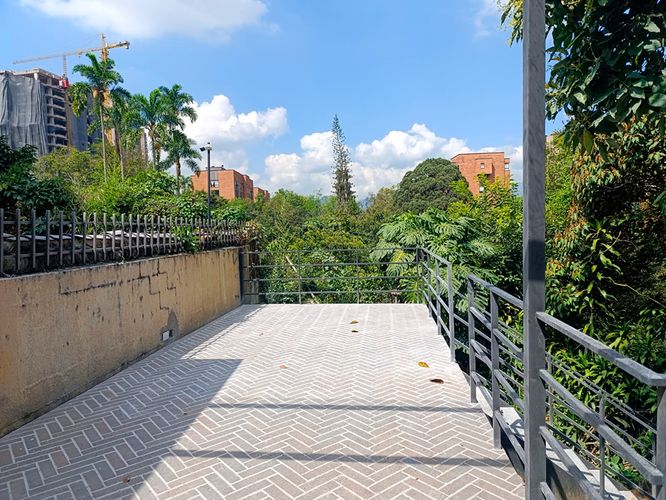 Casa de 4 alcobas en arriendo en El Poblado, Medellín, 350 m² · foto 19 de 19