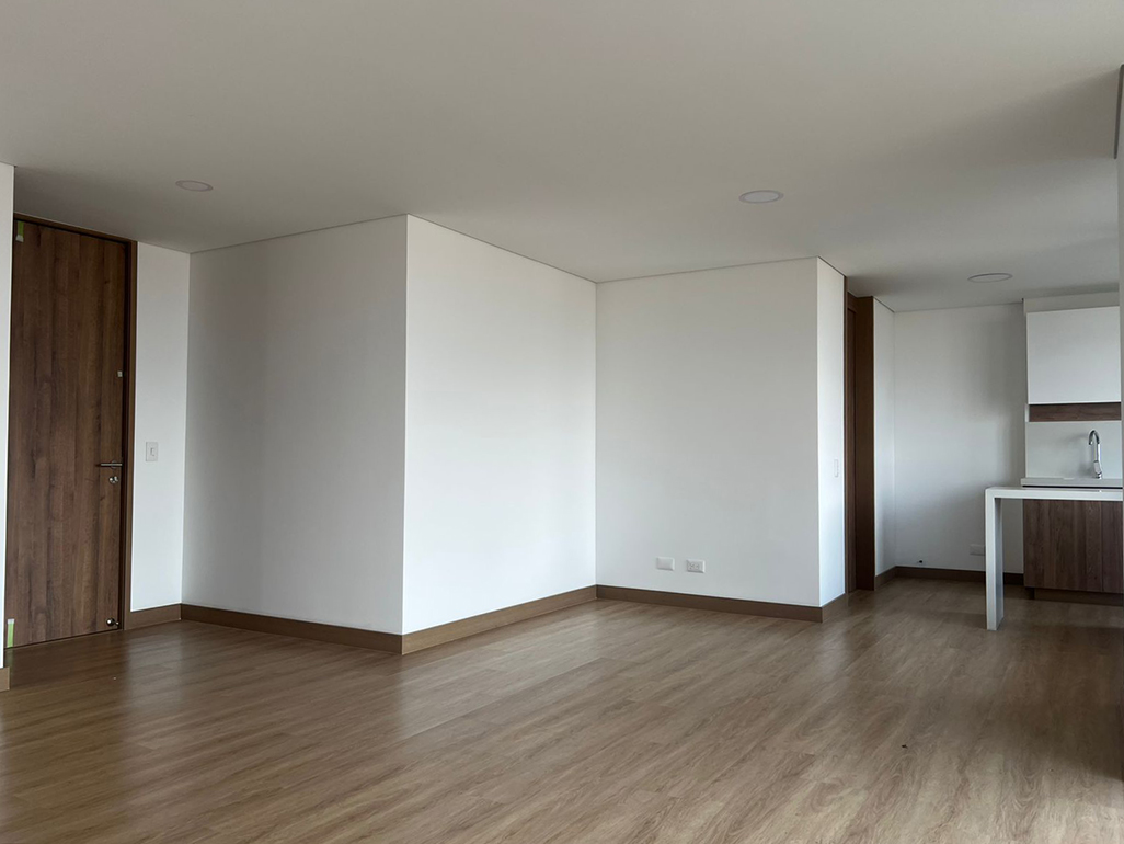 Apartamento en arriendo en La Pradera, Envigado · foto 4 de 18