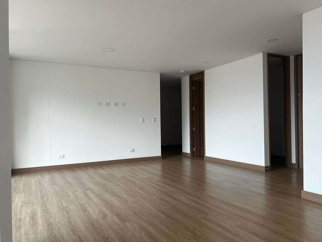 Apartamento en arriendo en La Pradera, Envigado · foto 5 de 18