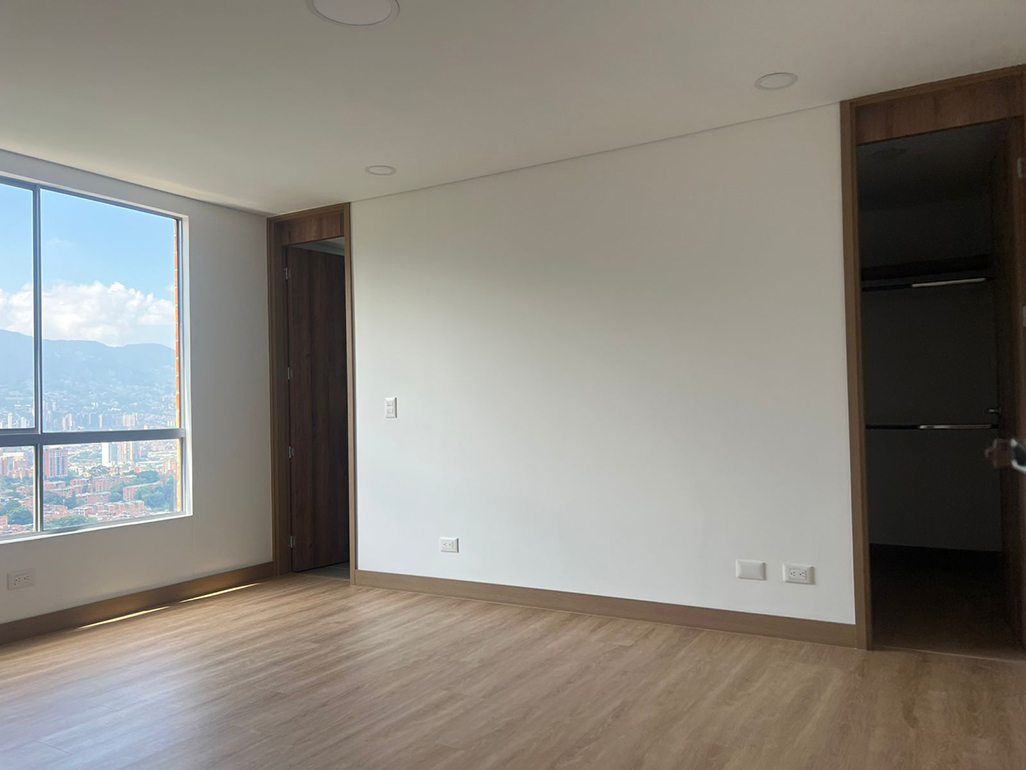 Apartamento en arriendo en La Pradera, Envigado · foto 8 de 18