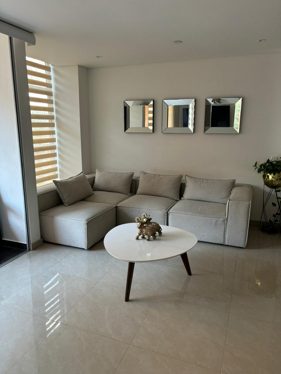Apartamento en venta en El Poblado, Medellín 3