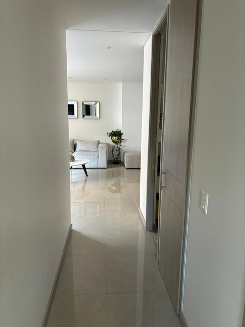 Apartamento de 3 alcobas en venta en El Poblado, Medellín, 98 m² · foto 6 de 24
