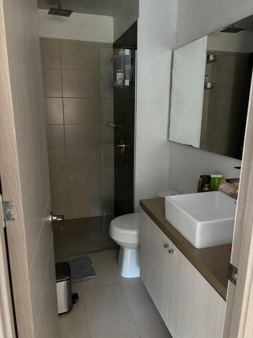 Apartamento de 3 alcobas en venta en El Poblado, Medellín, 98 m² · foto 11 de 24