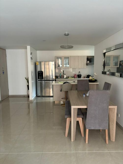 Apartamento de 3 alcobas en venta en El Poblado, Medellín, 98 m² · foto 17 de 24