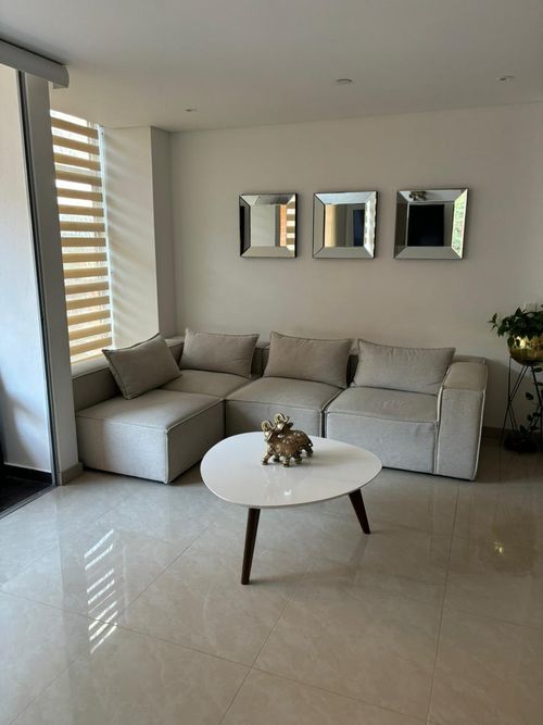 Apartamento de 3 alcobas en venta en El Poblado, Medellín, 98 m² · foto 19 de 24