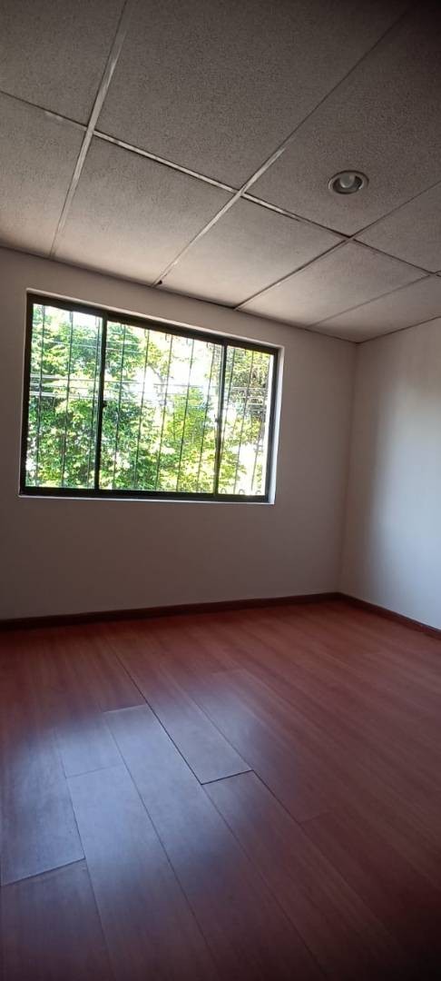 Casa en venta en El Campin, Manizales · foto 6 de 24