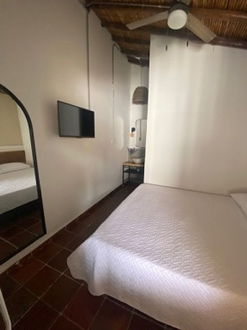 Casa de 7 alcobas en venta en Centro, Girón, 450 m² · foto 14 de 24