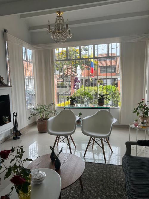 Casa de 4 alcobas en venta en Alhambra, Bogotá, 250 m² · foto 4 de 16