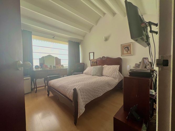 Casa de 4 alcobas en venta en Alhambra, Bogotá, 250 m² · foto 10 de 16