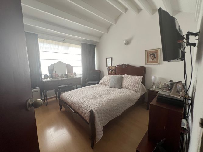 Casa de 4 alcobas en venta en Alhambra, Bogotá, 250 m² · foto 11 de 16
